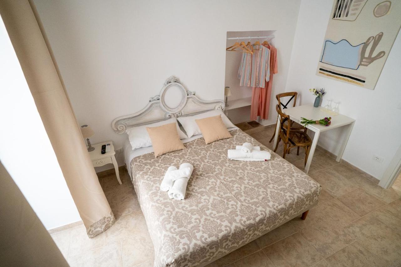 Corte Pietrantica - Charming Rooms & Suites Giovinazzo Exteriör bild